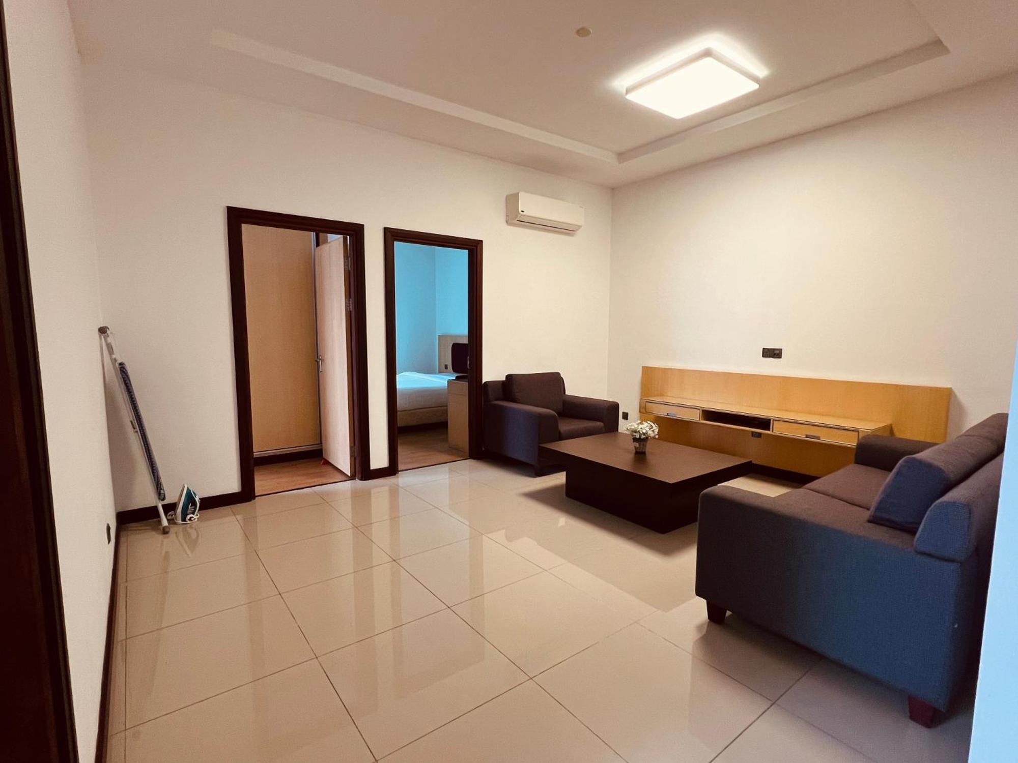 Imperial Grand Suite Apartment Kuching Exterior photo